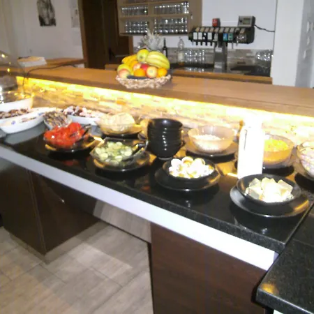 Otel Kirchenwirt Zell am Ziller