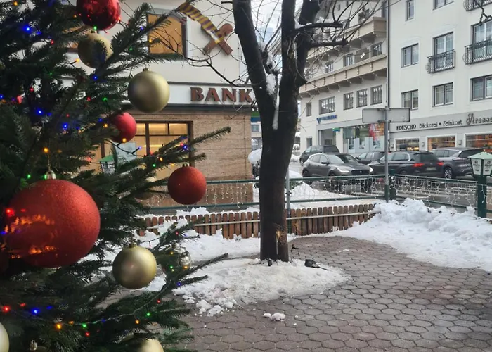 Kirchenwirt Szálloda Zell am Ziller