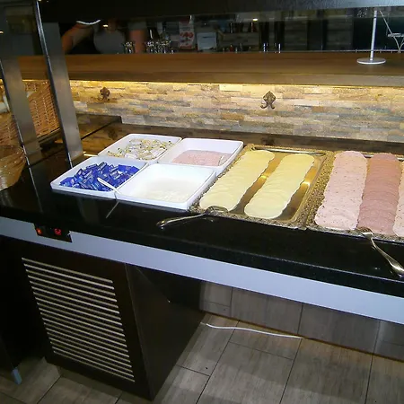 Kirchenwirt ツェル・アム・ツィラー